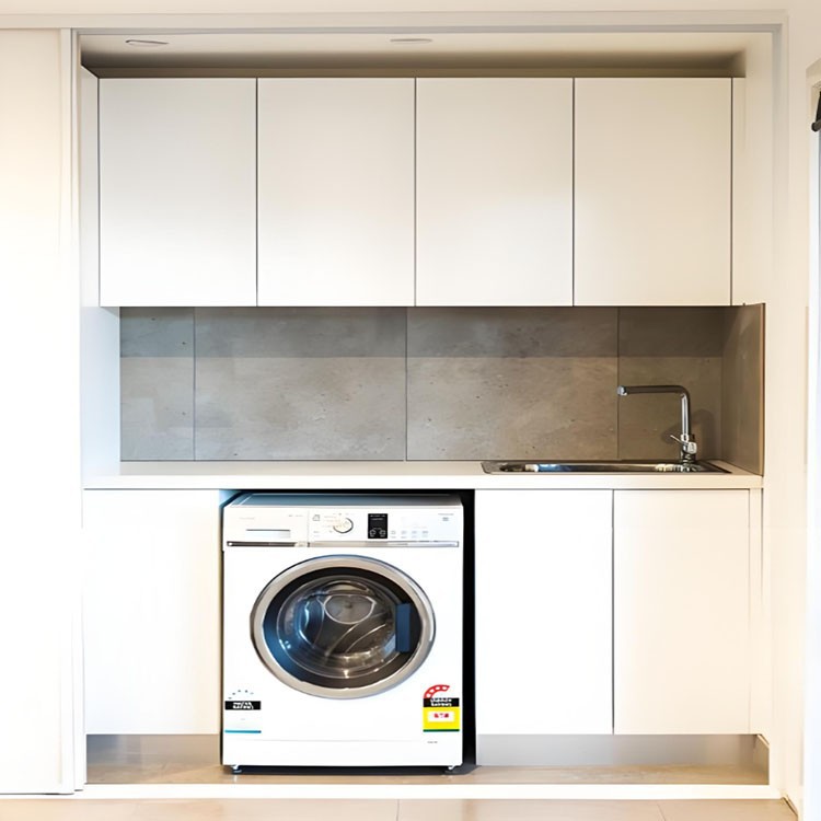 Vstavané v skrinkách na práčovňu